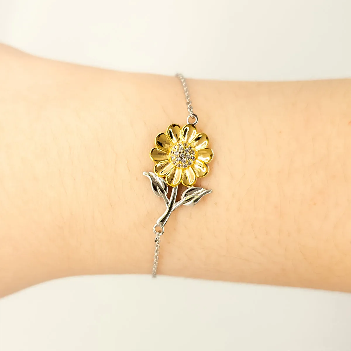 Badass Barber Gifts, I'm Barber not a magician, Sarcastic Sunflower Bracelet for Barber Birthday Christmas for  Men, Women, Friends, Coworkers