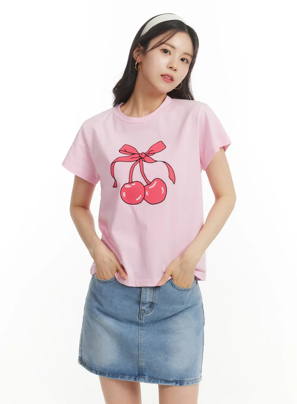 Cherry Graphic Tee OM405