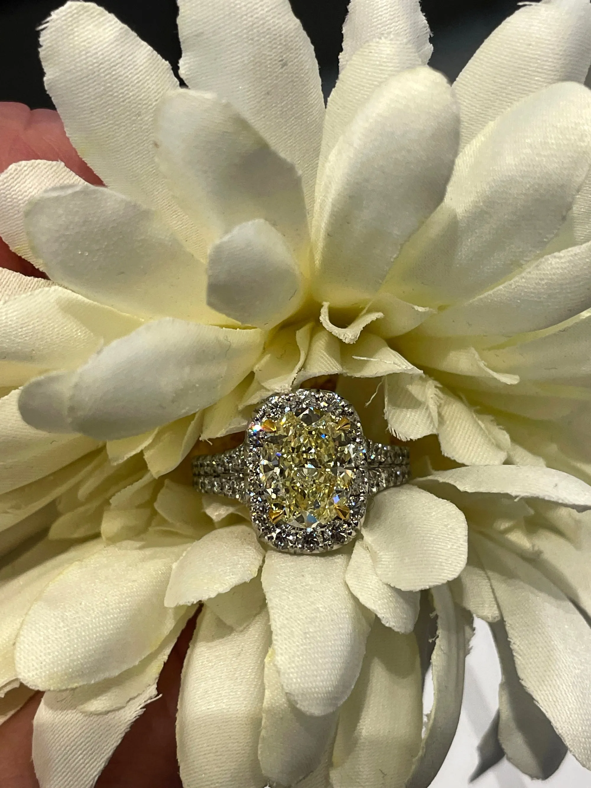 Estate “Canary” GIA 3.23ct Natural Fancy YELLOW VS1 Oval Diamond 18K Halo Ring