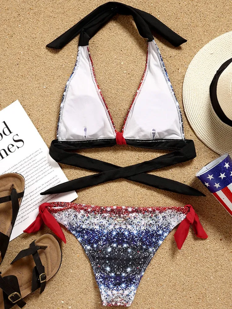 Glitzernder Neckholder-Bikini in Übergröße mit amerikanischer Flagge 