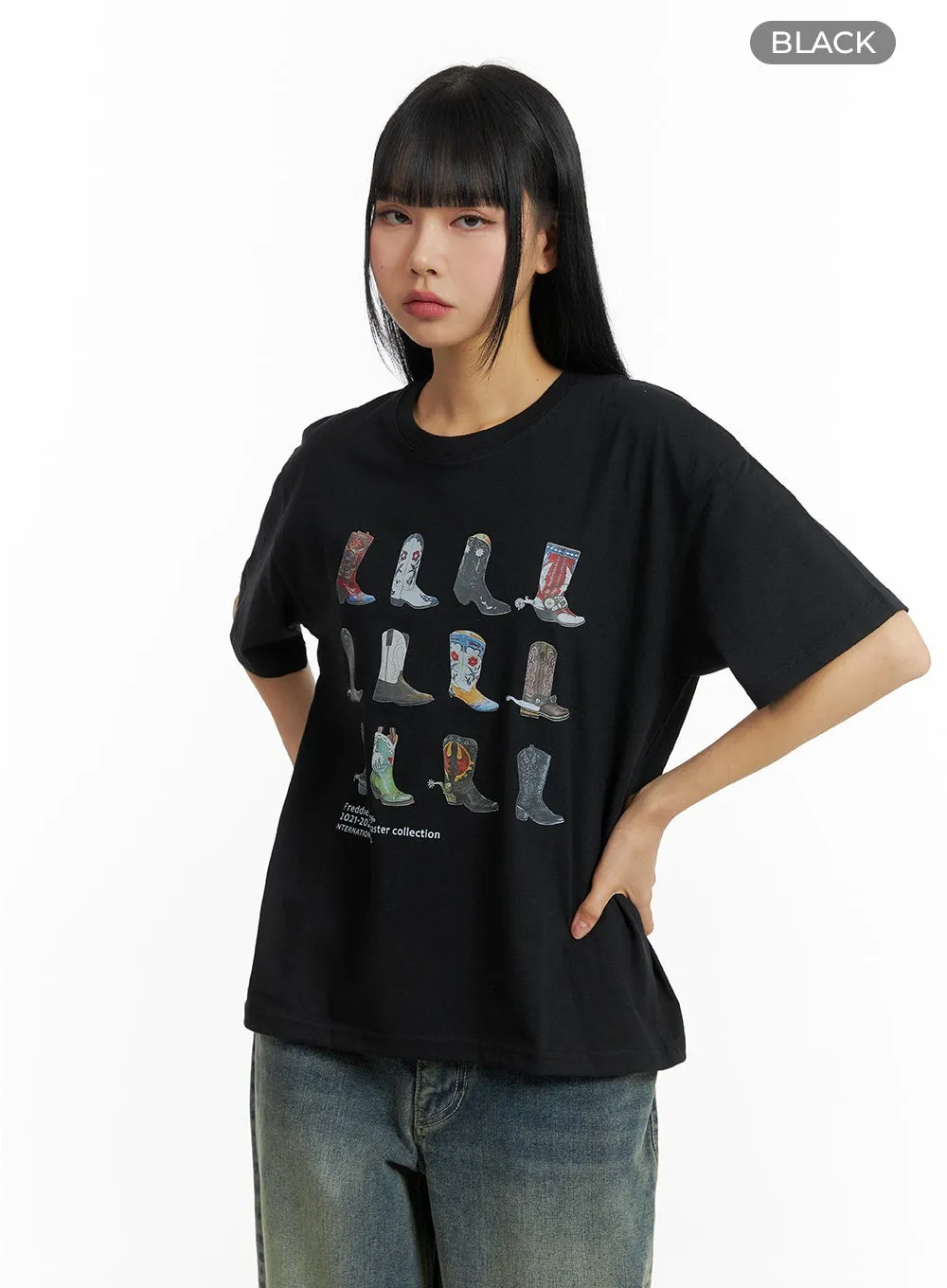 Graphic Boots Oversized T-Shirt CM407