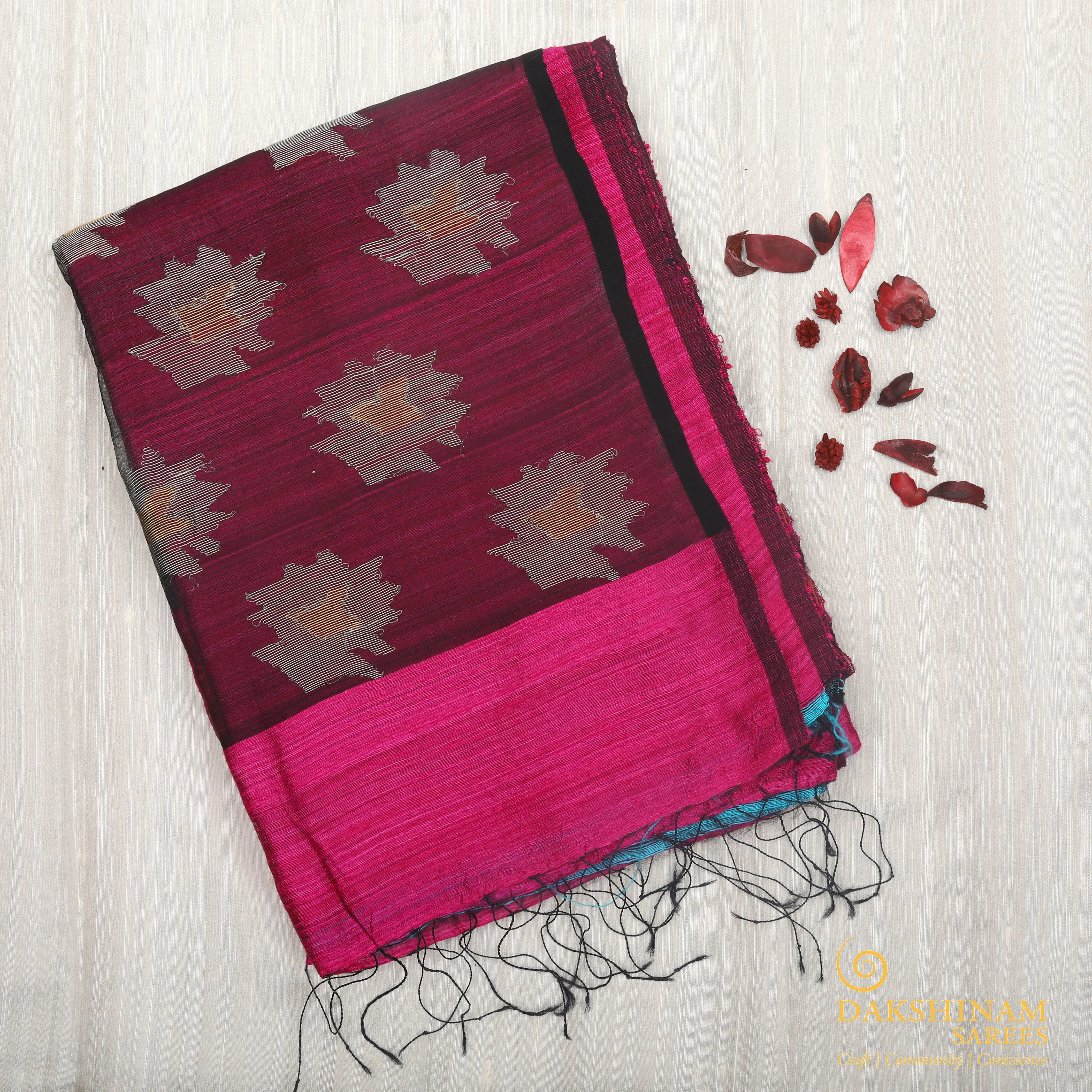 Handwoven Magenta with black Matka Silk Saree - 1276T003875DSC