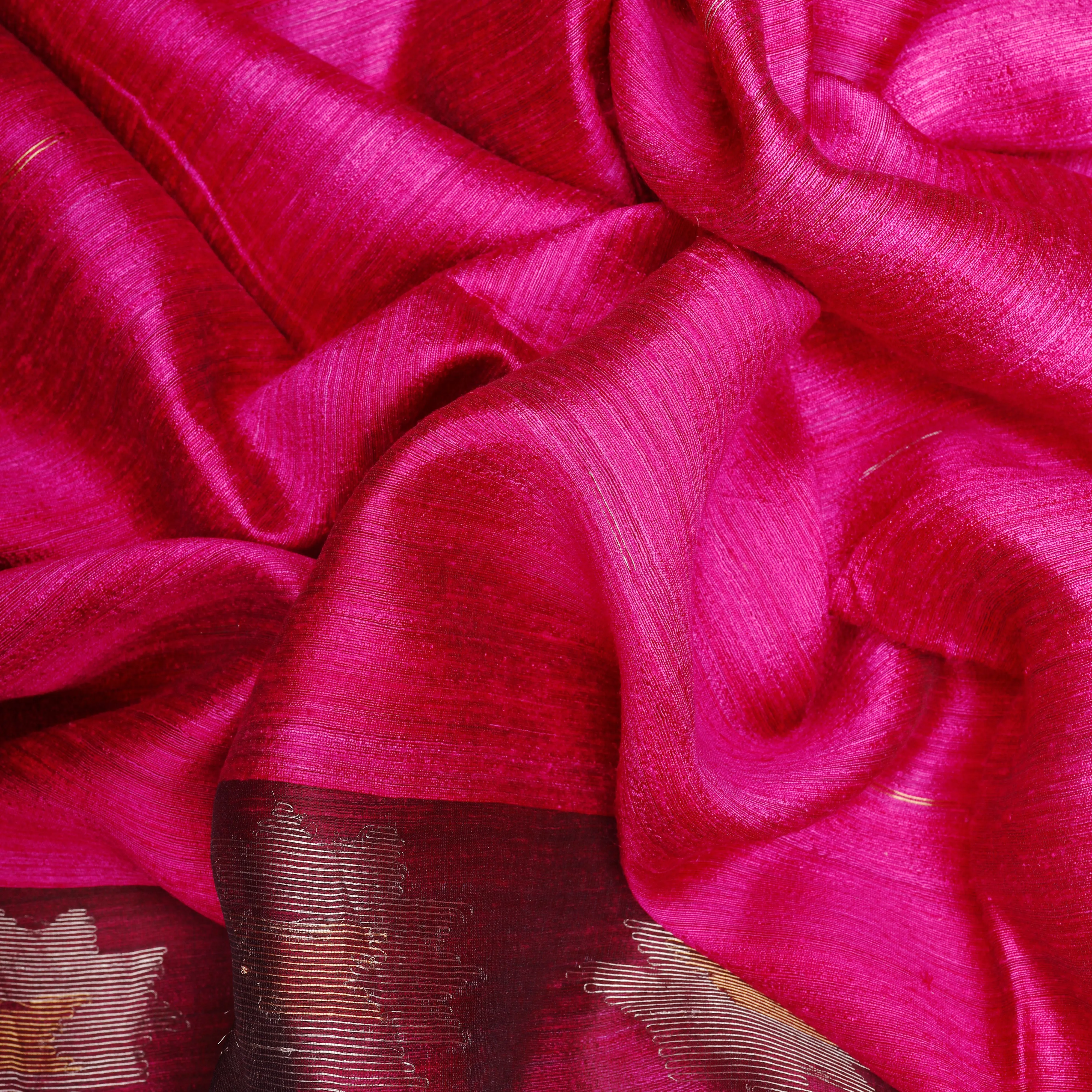 Handwoven Magenta with black Matka Silk Saree - 1276T003875DSC