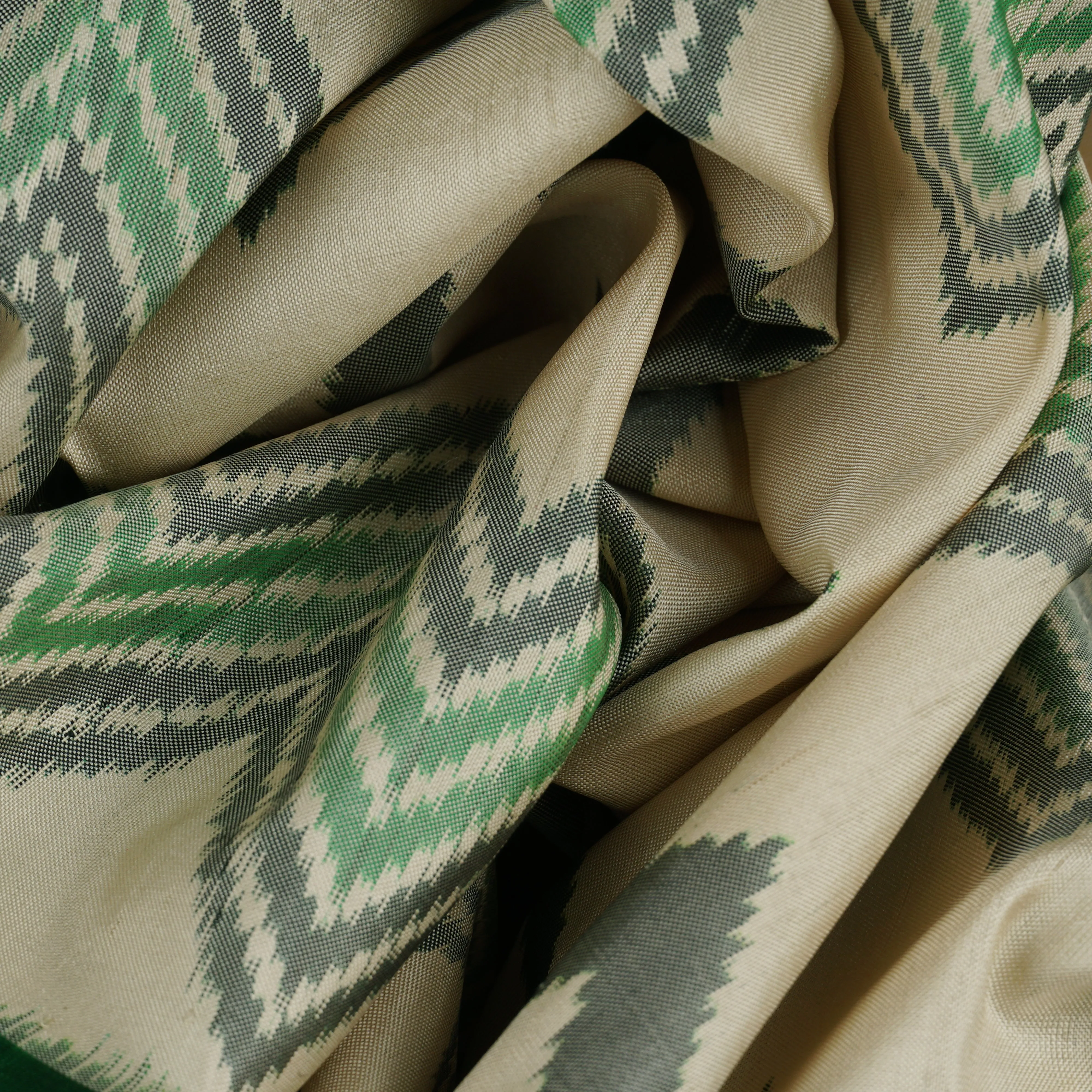 Handwoven Off-white with Green Ikkat Silk Saree - 1771N010344DSC