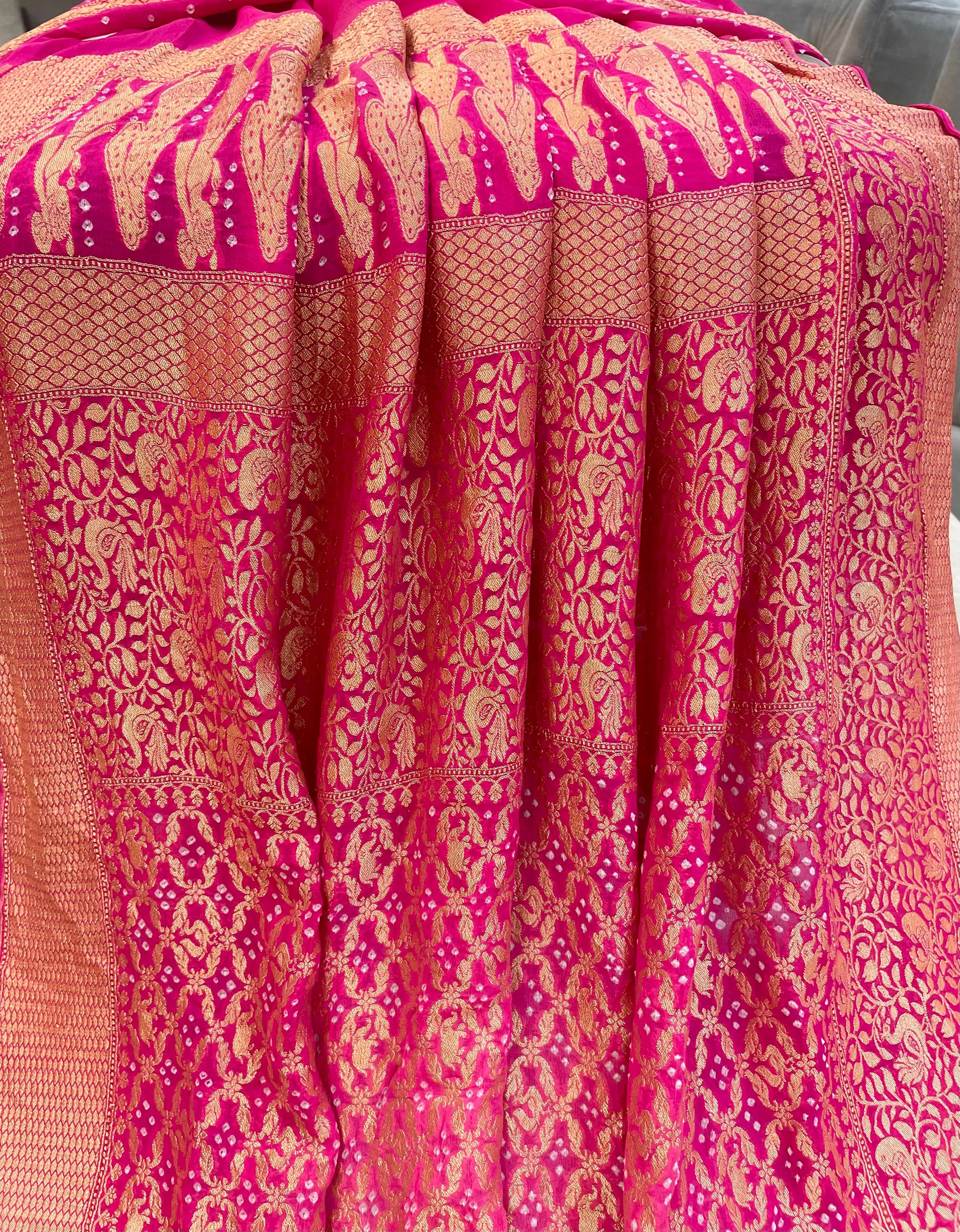 Handwoven Pure Bandhani Banarasi Pink Saree Blouse