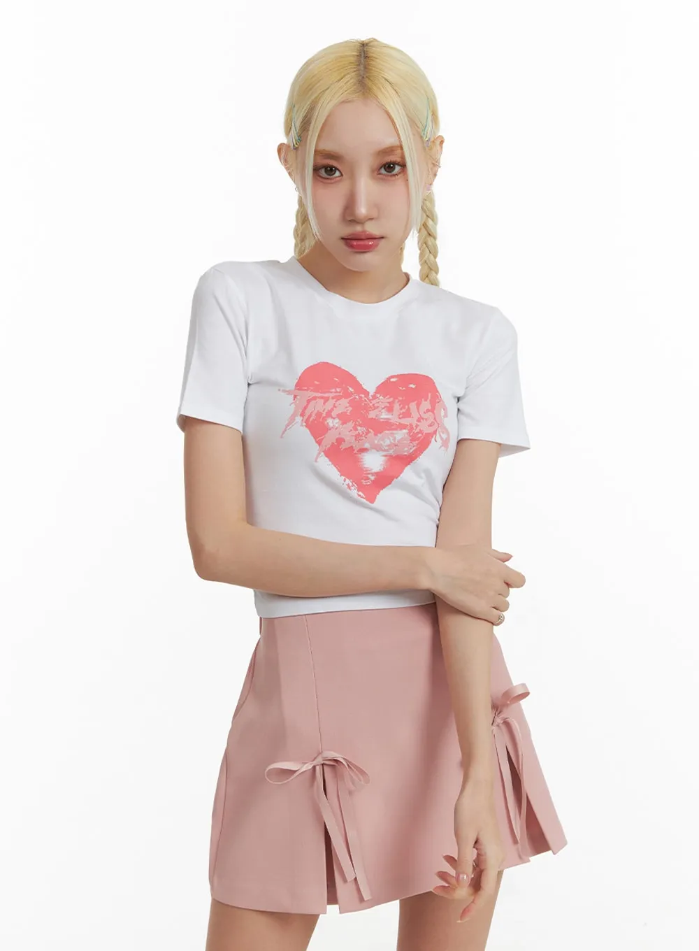 Heart Graphic T-Shirt IF408