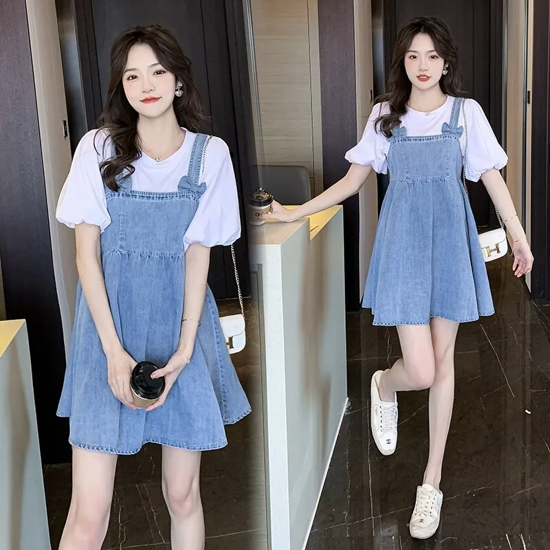 Outfit-Set: Denim Dress With Bow   Tee With Puff Sleeves