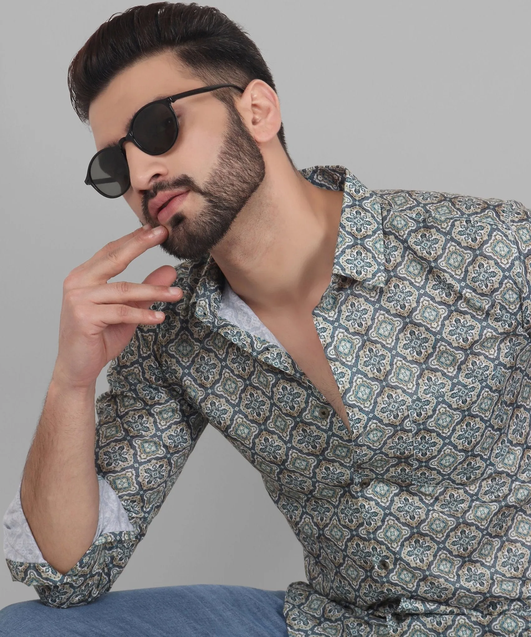 Retro Full Sleeve Printed Casual Cotton Button-Up Shirt For Men