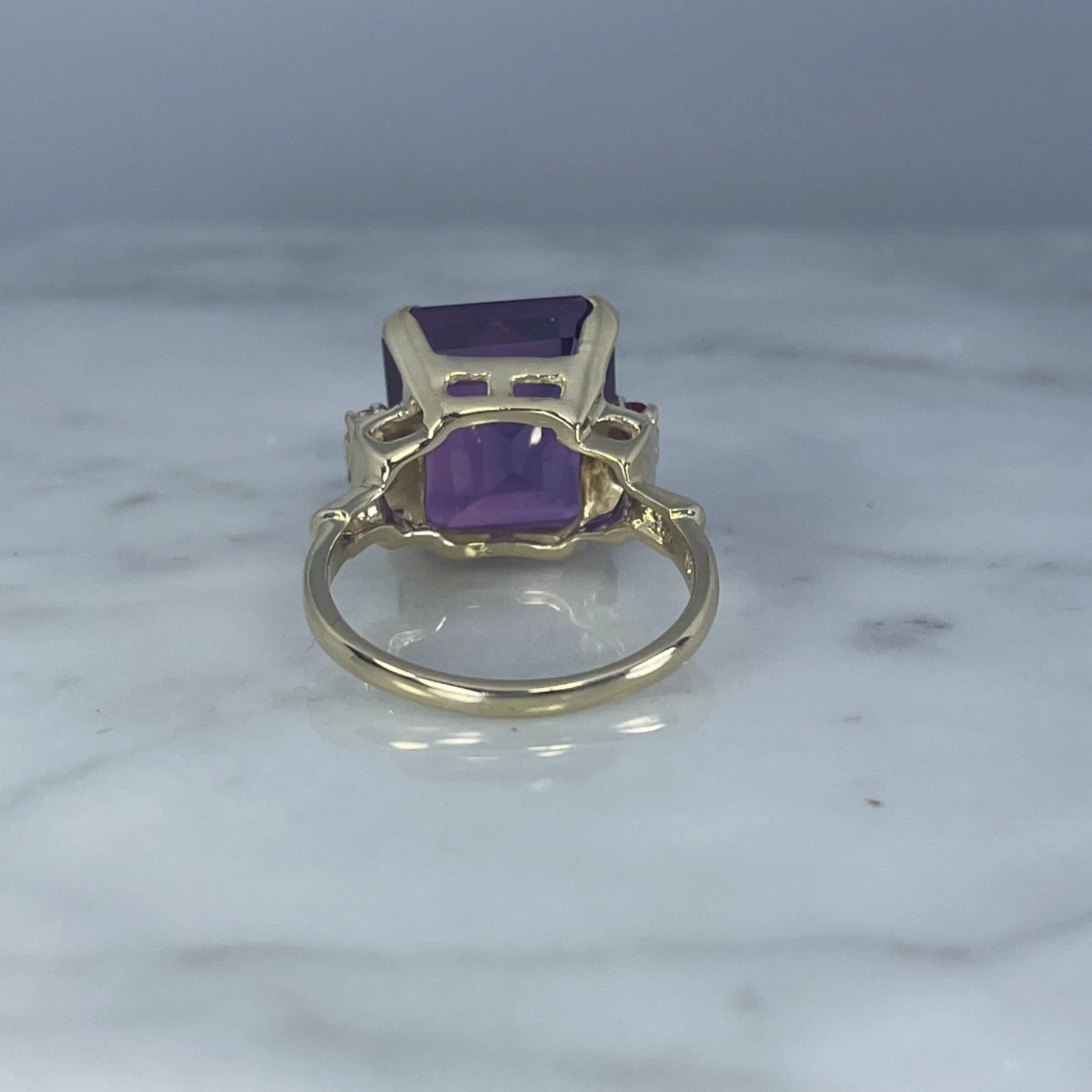 Vintage Purple Sapphire and Ruby Statement Ring in a 10k Yellow Gold. 1970s Sustainable Estate Jewelry.