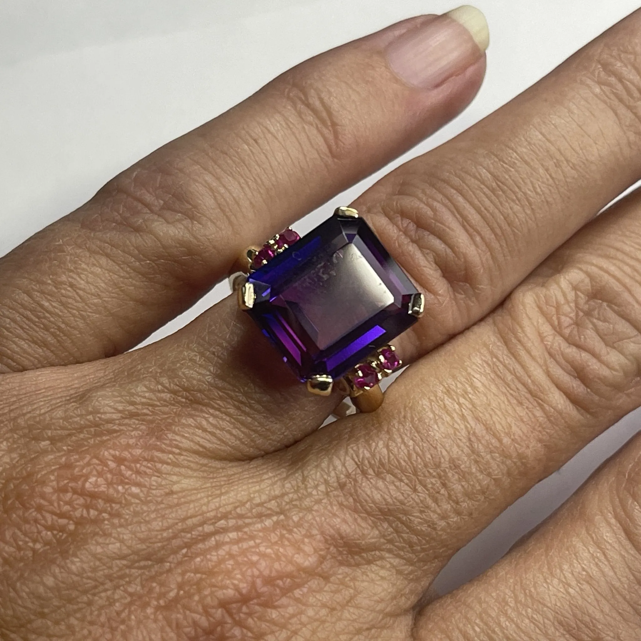 Vintage Purple Sapphire and Ruby Statement Ring in a 10k Yellow Gold. 1970s Sustainable Estate Jewelry.